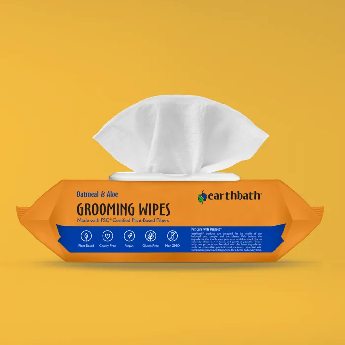earthbath Oatmeal Aloe Grooming Wipes Vanilla Almond open package